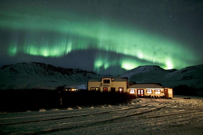 zimowe atrakcje Islandii, Islandia, krajobraz, zima, góra, lodowiec, śnieg, zorza